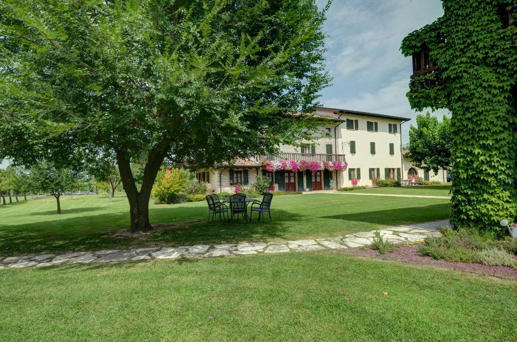 Agriturismo Albafiorita Vendégház Latisana Kültér fotó