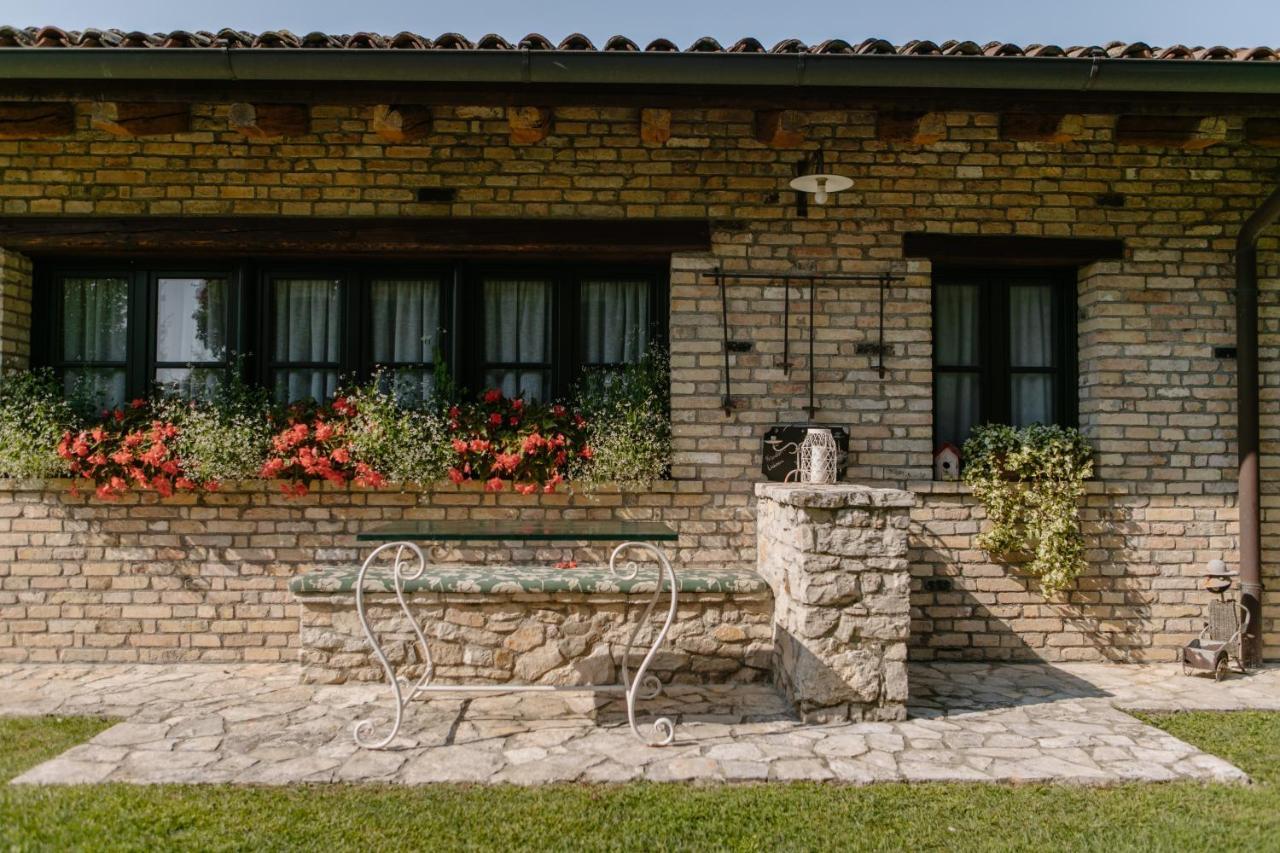 Agriturismo Albafiorita Vendégház Latisana Kültér fotó